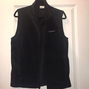 Black Columbia fleece vest